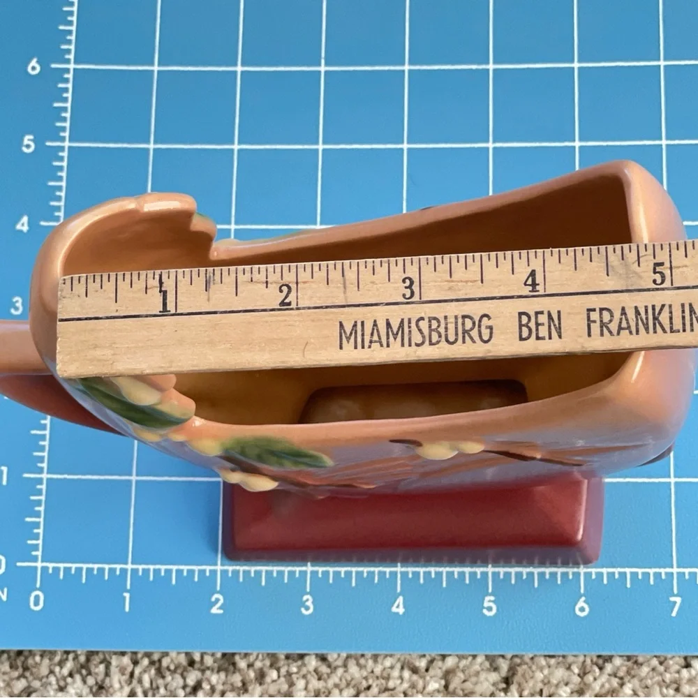 Roseville Snowberry Fan Vase Pink Burgundy Art Pottery Mid Century - Picture 15 of 16